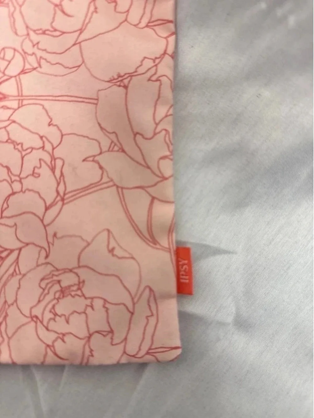 Ipsy drawstring bag